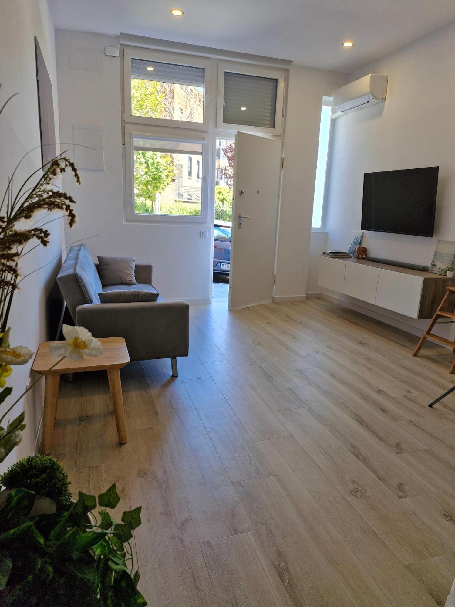 Moderno Estudio En